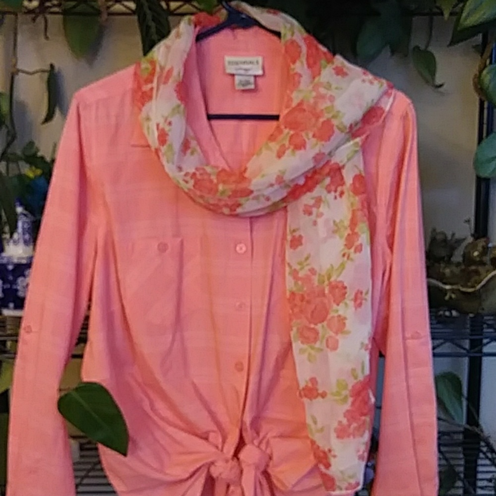 blouse, buttoned shirt